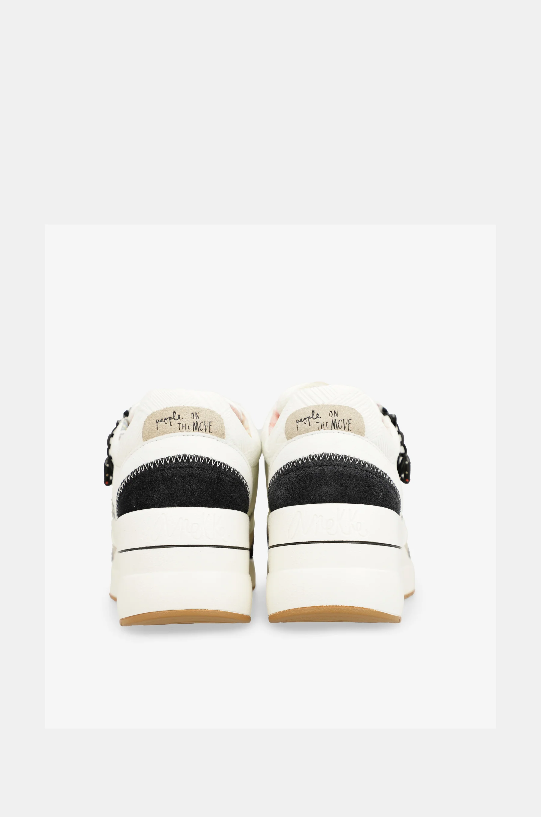 Baskets à semelle compensée, blanc et noir - Image 9