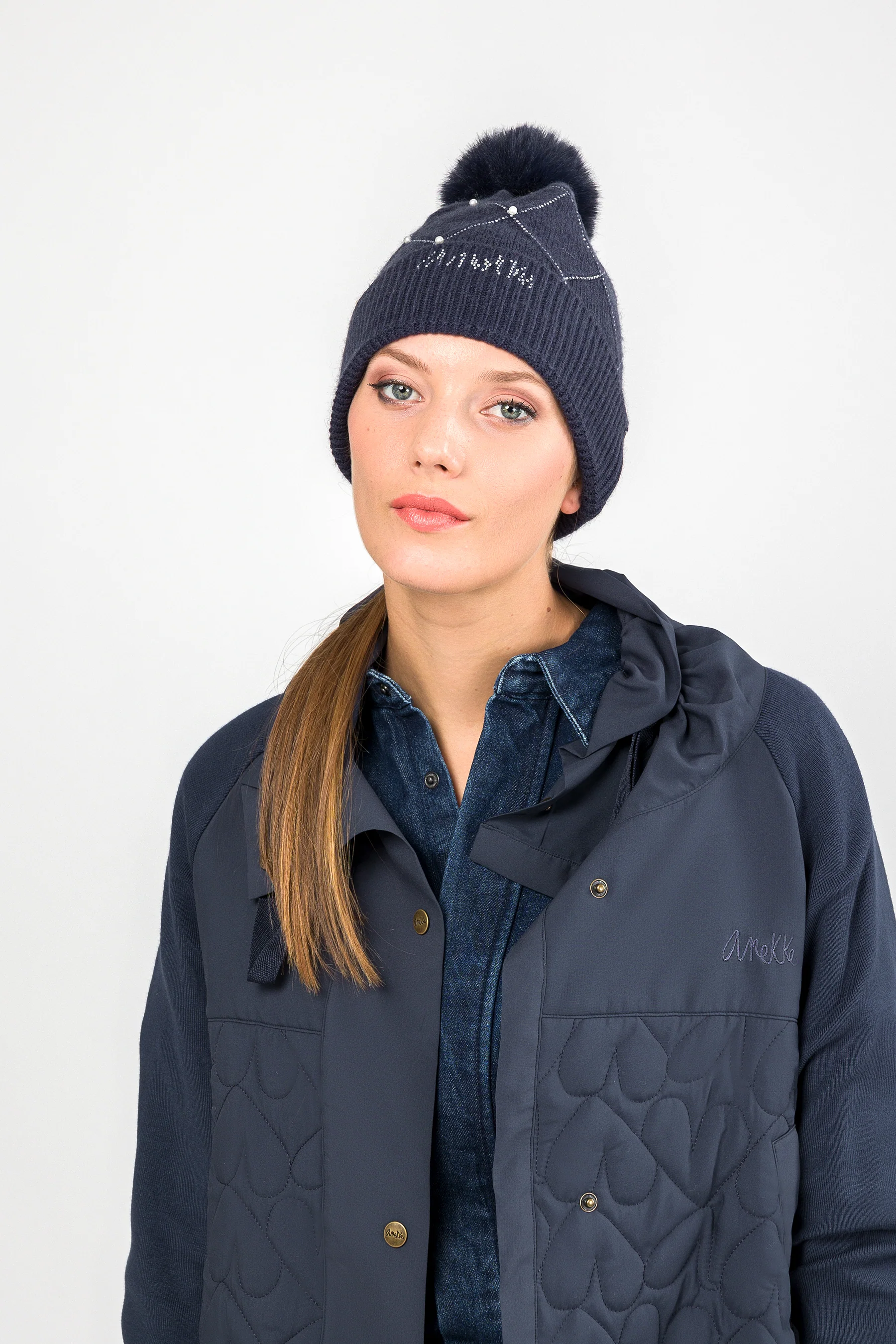 Bonnet en maille bleu marine - Image 2