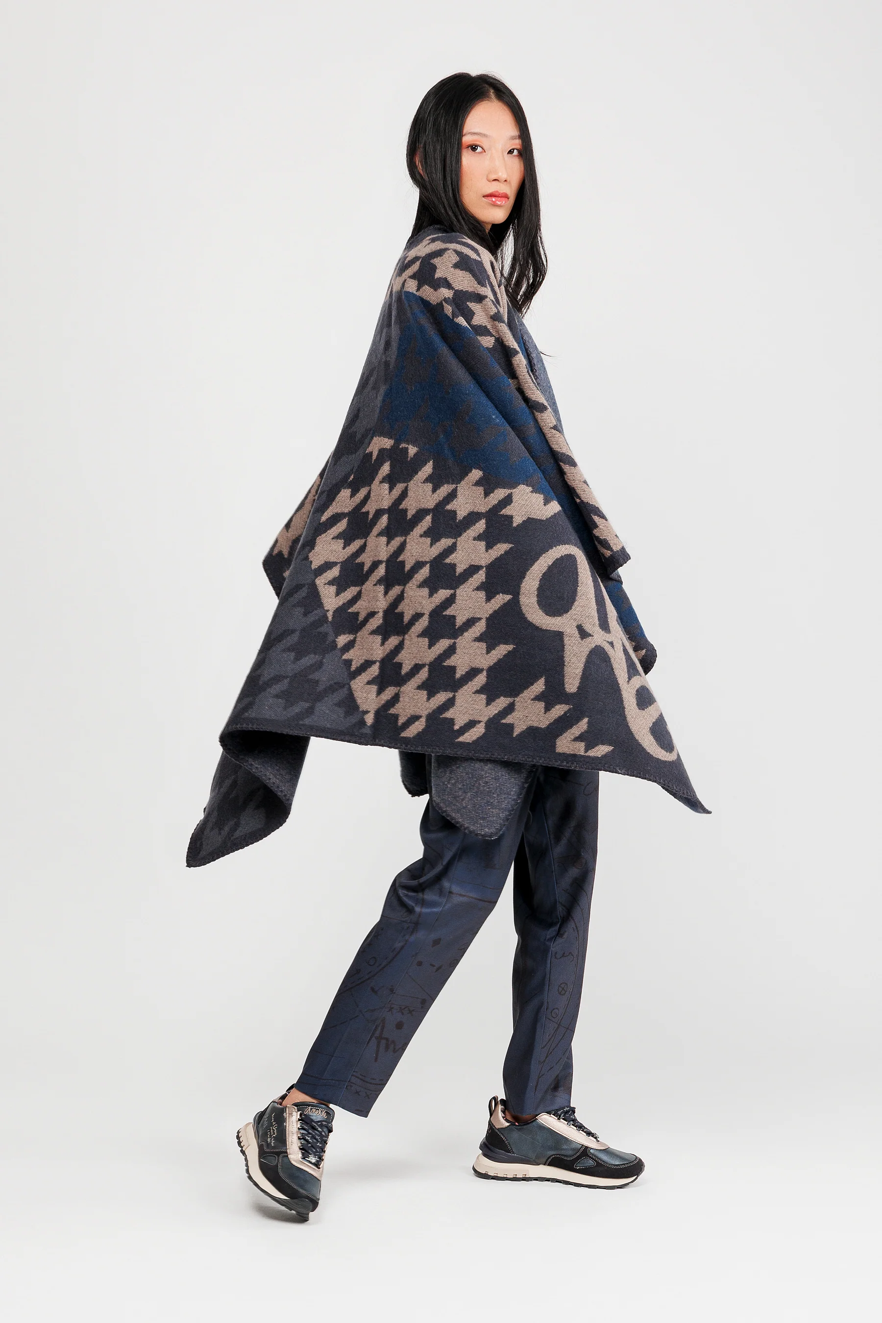 Poncho bleu et beige - Image 3
