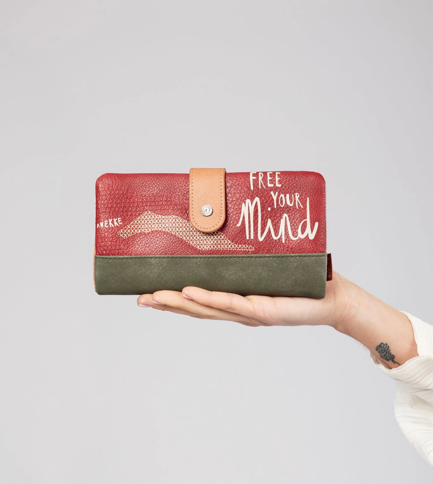 Portefeuille RFID grand format camel Peace & Love - Image 9
