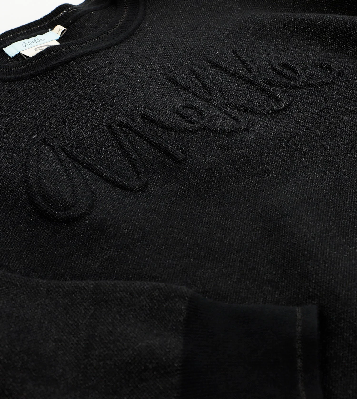 Pull Contemporary noir - Image 3