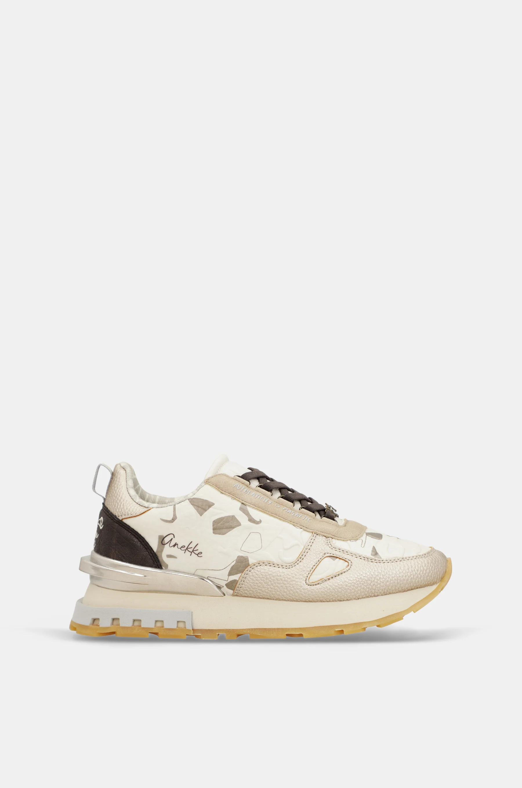 Sneakers beige et dorés