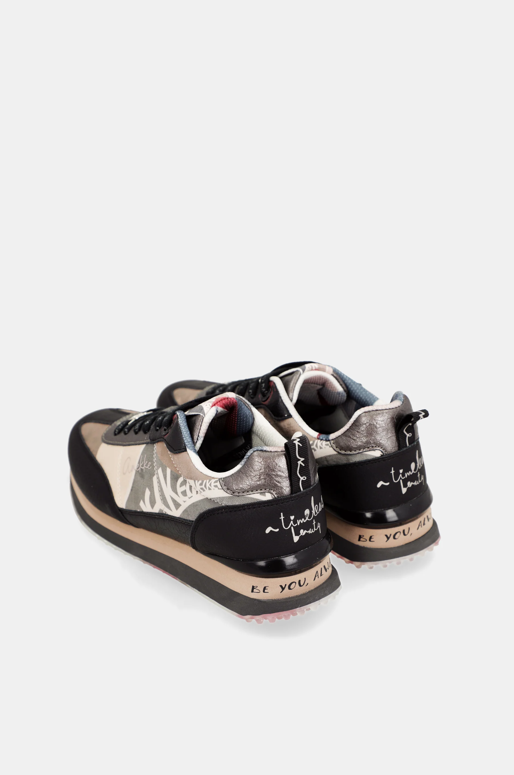 Sneakers noirs et roses - Image 7