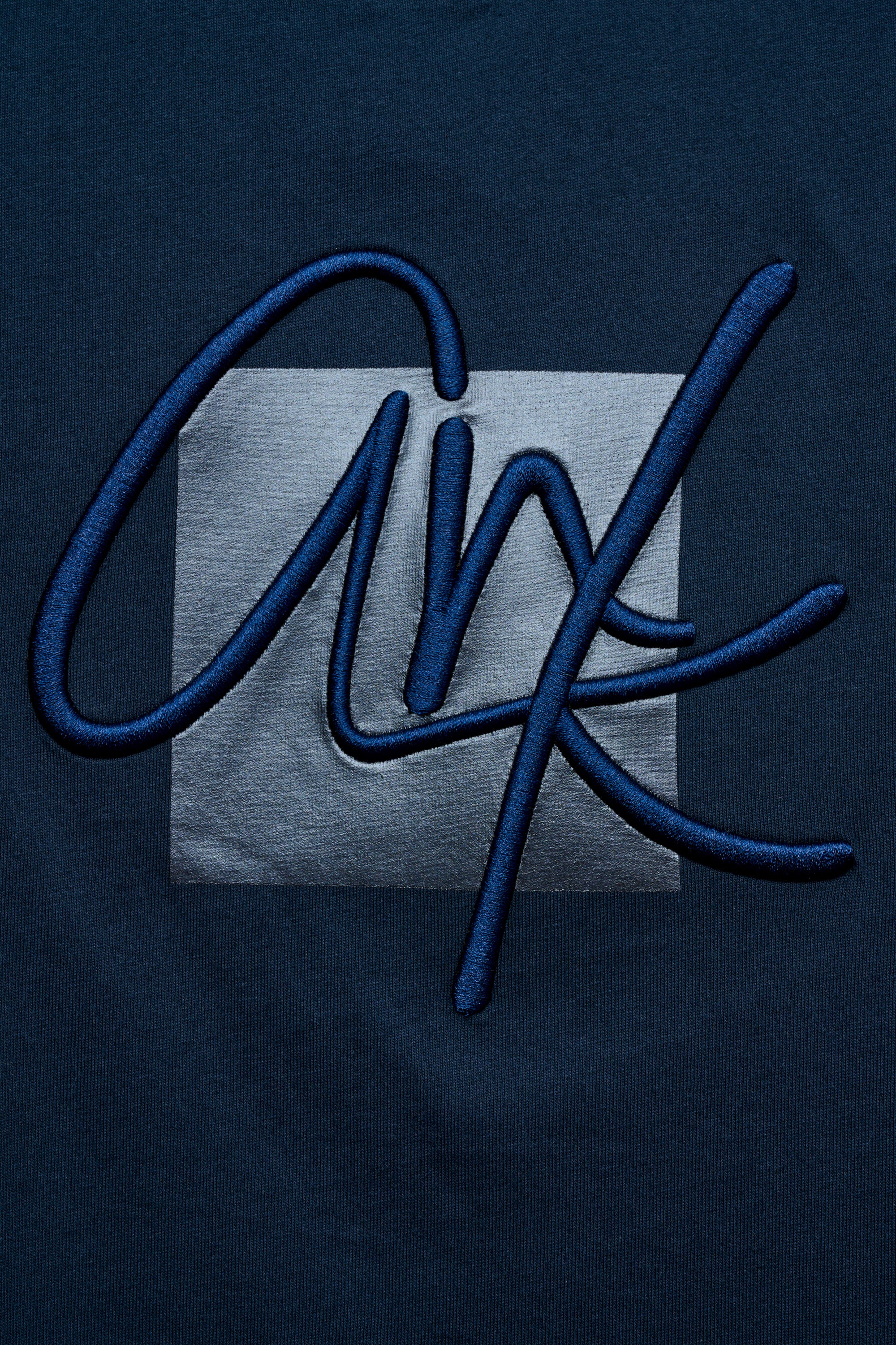 T-shirt à manches bouffantes bleu marine - Image 3