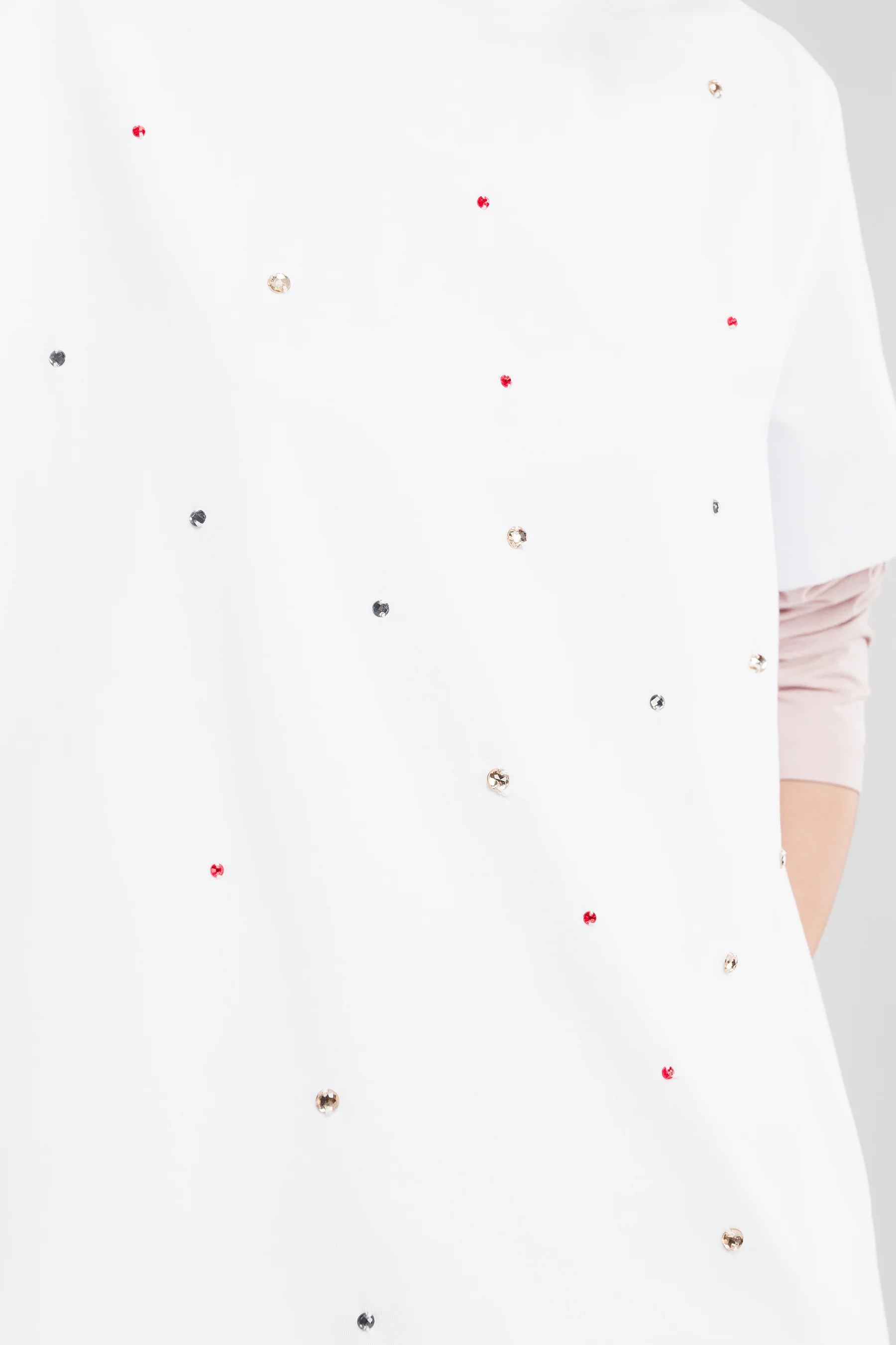 T-shirt à manches courtes blanc clouté - Image 3